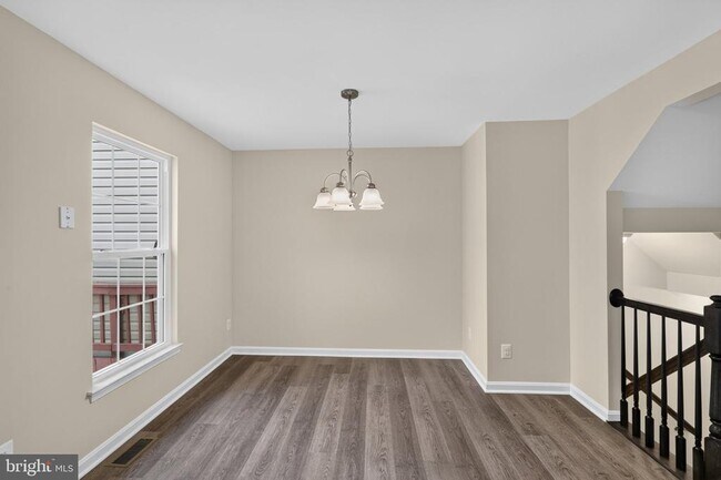 Building Photo - 17401 Kagera Dr