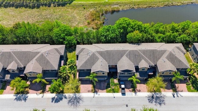 Building Photo - Stunning 3 BR + LOFT/2.5 BA /2-Car Garage townhome in the highly desirable GATED community of Hid...