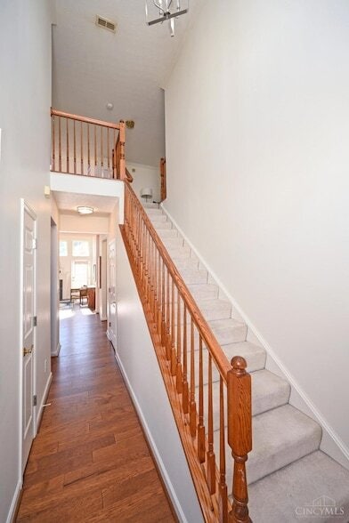 Building Photo - 7135 Thorndale Ln