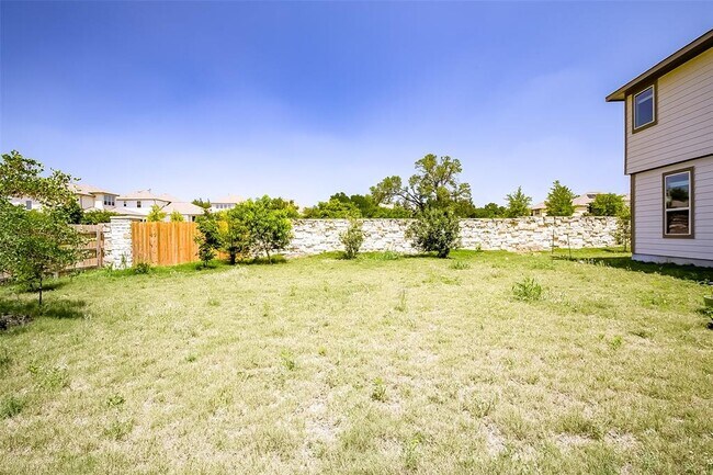 Building Photo - 9202 Spade Cir
