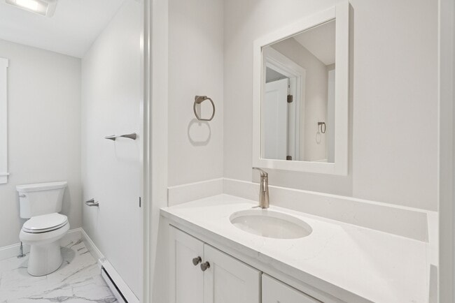 Building Photo - 1 Hoxton Ln