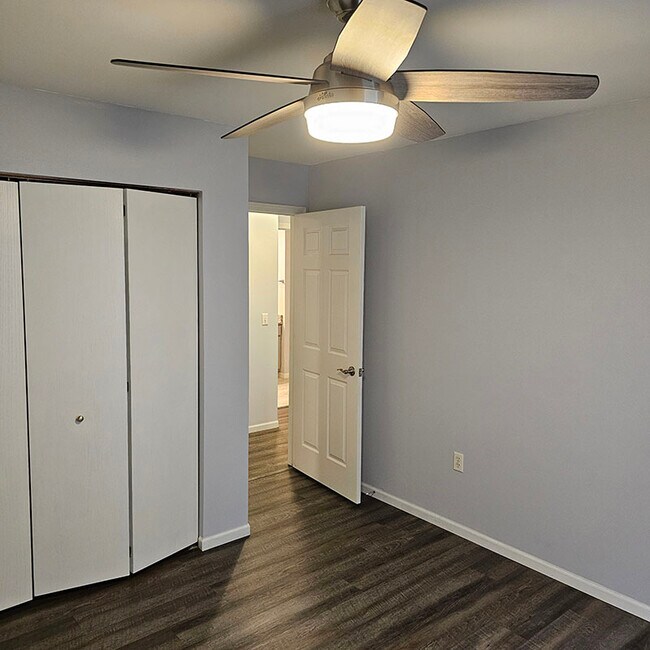 Building Photo - 284 Minz Park Cir