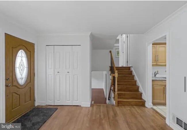 Building Photo - 4702 Eaton Pl