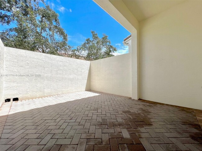 Building Photo - 3280 NW 126th Ave