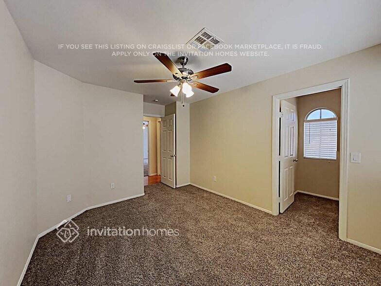 Building Photo - 8336 Hollow Wharf Dr