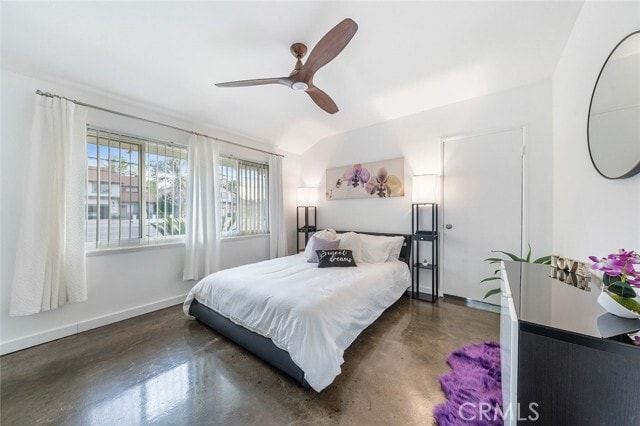 Building Photo - 22349 Vanowen St