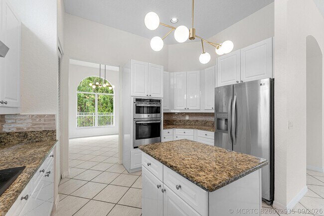 Building Photo - 18596 Ocean Mist Dr