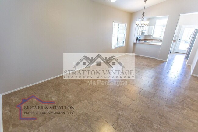 Building Photo - 3533 W Sousa Ct