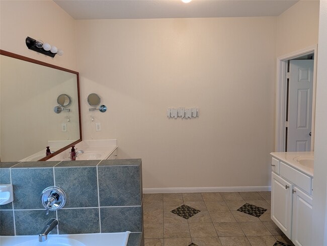 Building Photo - 26803 Rockwood Park Ln