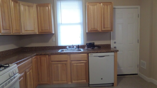 Building Photo - 24th & Tasker Street- Point Breeze-South Philadelphia