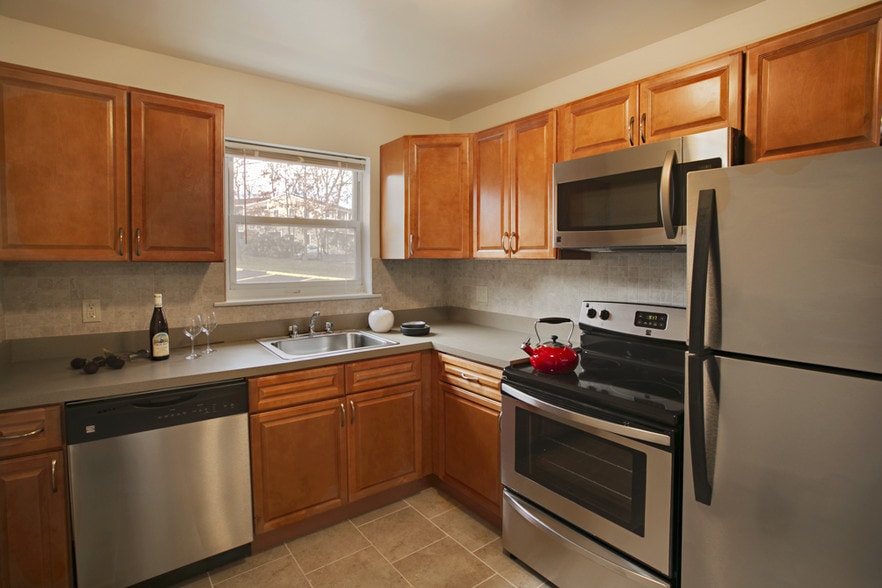 Primary Photo - Parsippany Gardens