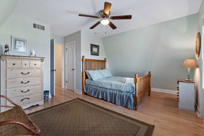 Building Photo - 123 Ferdinand Ave