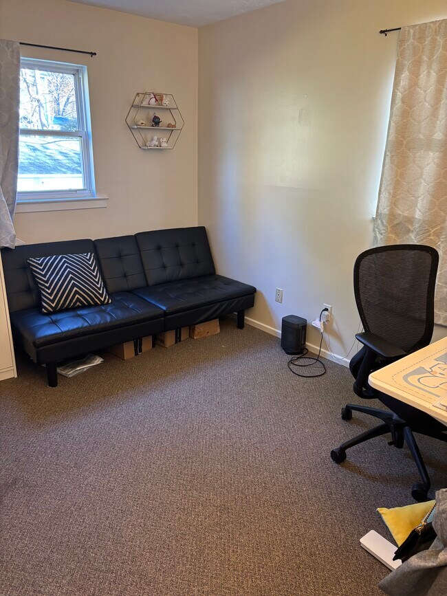 Building Photo - 208 Buena Vista Ave