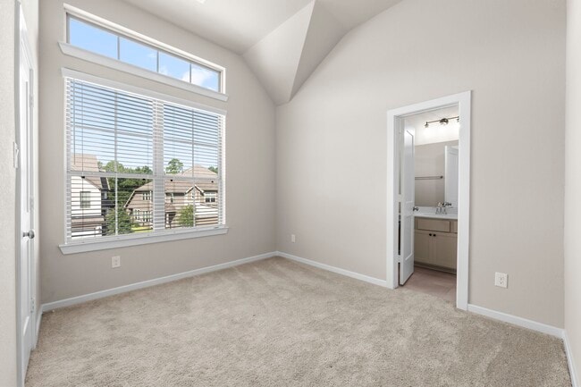 Building Photo - 308 N Spotted Fern Dr