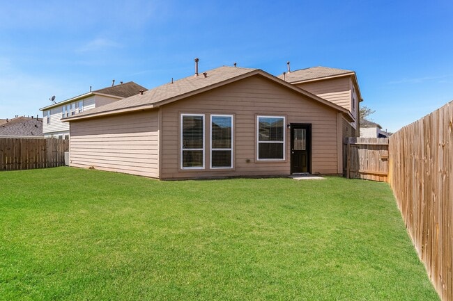 Building Photo - 4162 Wells Mark Dr