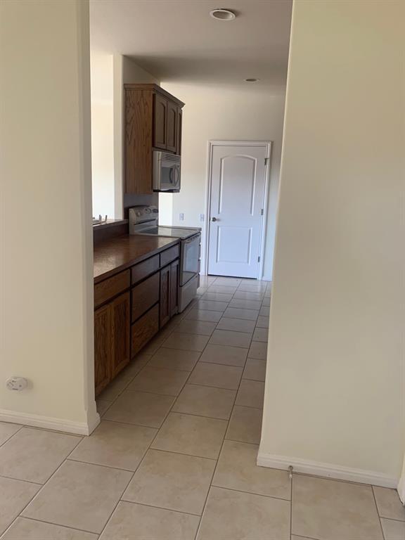 Building Photo - 21101 Santa Ana Cove