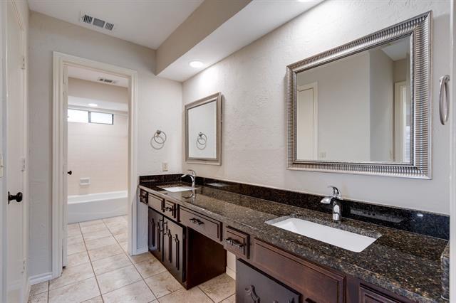 Building Photo - 3916 San Mateo Dr