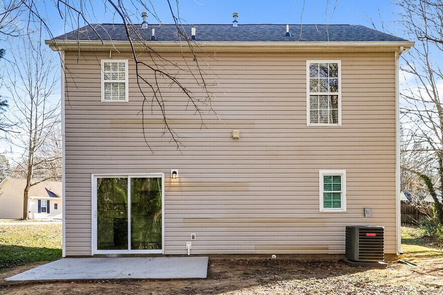 Building Photo - 6516 Lynmont Dr