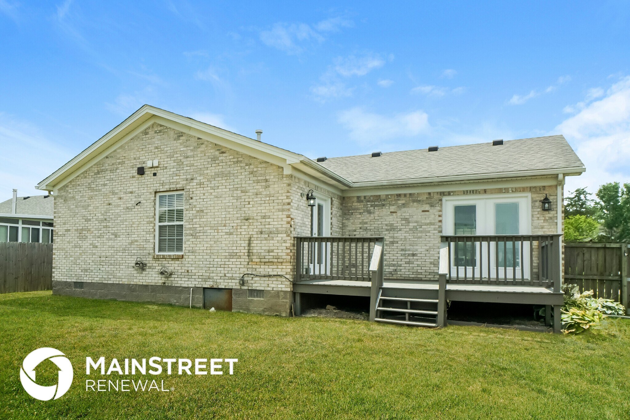 Building Photo - 313 Drake Dr