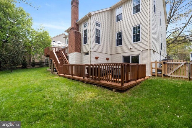 Building Photo - 46568 Hampshire Station Dr