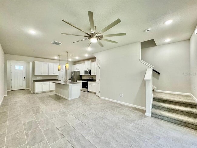 Building Photo - 8509 Primrose Willow Pl