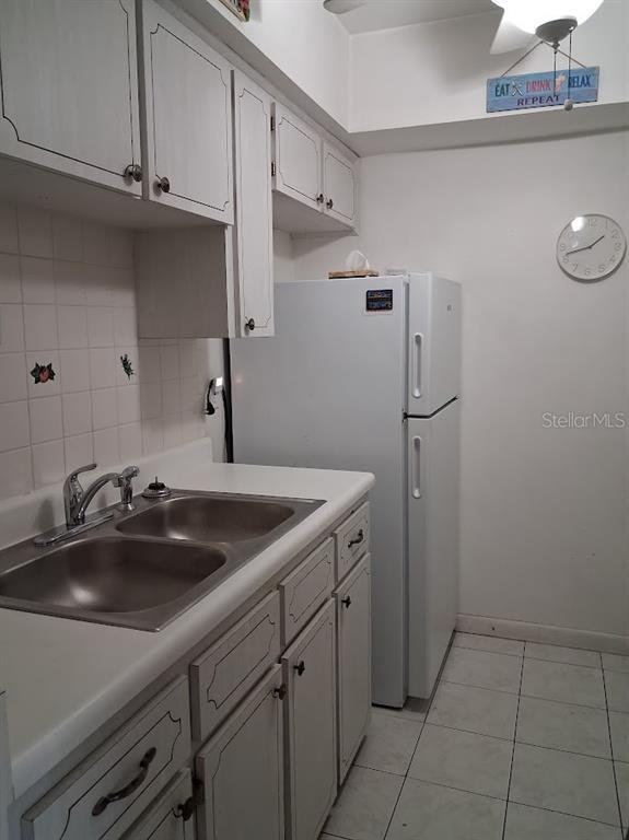 Building Photo - 4744 Azalea Dr