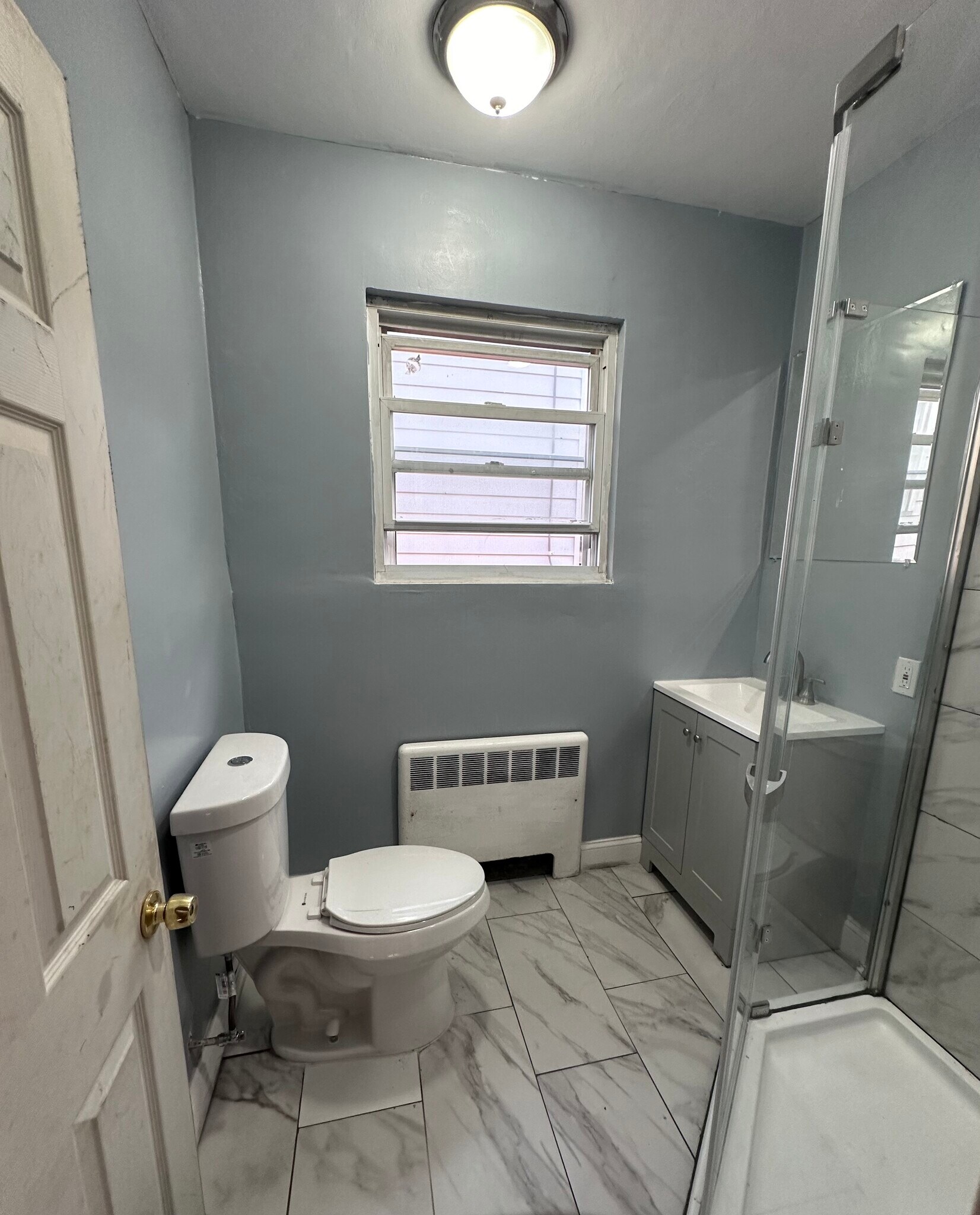 Building Photo - 6642 Lebanon Ave