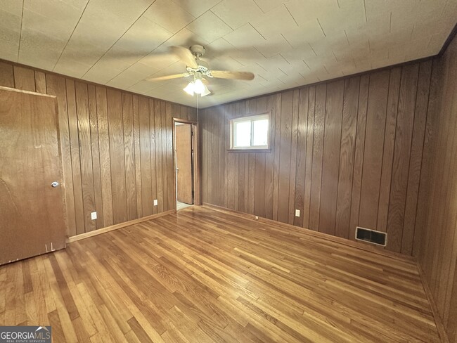 Building Photo - 1233 GA-120
