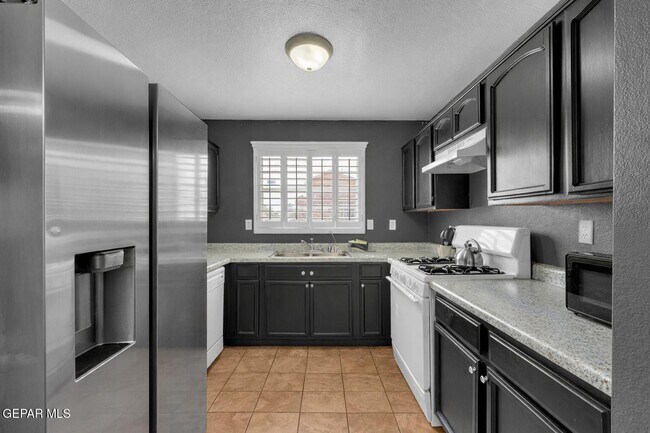 Building Photo - 3092 Tierra Bowles Dr