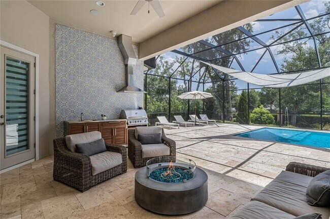 Building Photo - 1118 Estancia Wds Lp