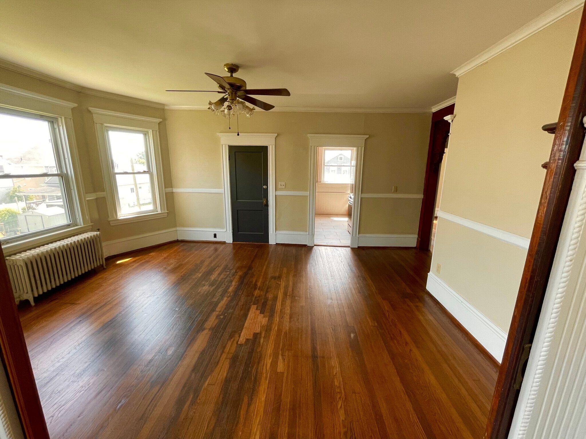 Building Photo - 250 Central Ave