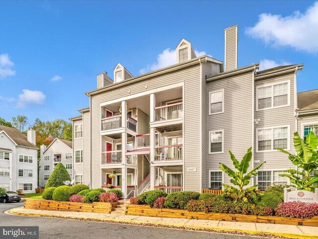 Building Photo - 9907 Boysenberry Way