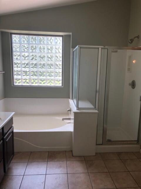 Building Photo - 2352 S 162nd Ln