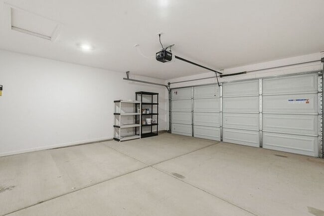 Building Photo - Modern Comfort Meets Desert Serenity – 4 Bed Rocking K Rental Home Available Now!