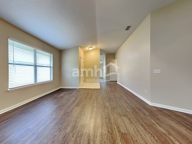 Building Photo - 7602 Putters Cove Dr