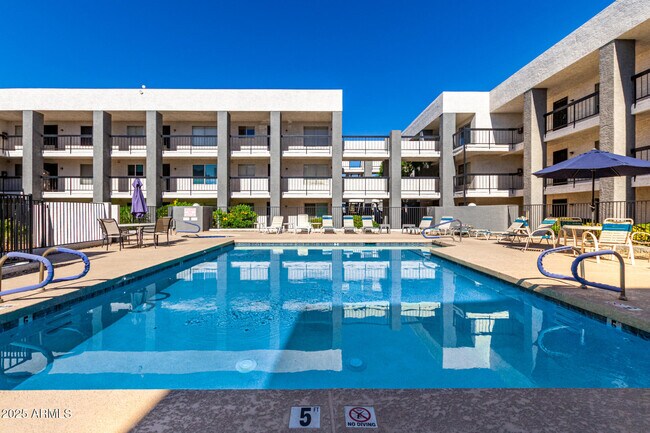 Building Photo - 7494 E Earll Dr