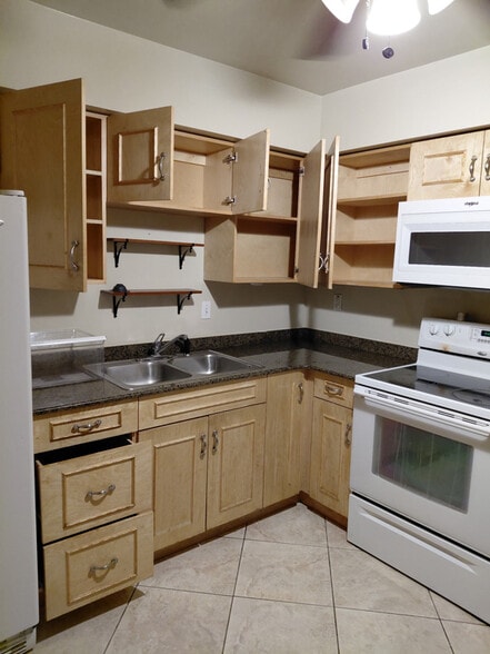 Building Photo - 2205 N 23rd Ave