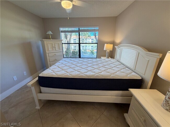 Building Photo - 2094 Arbour Walk Cir