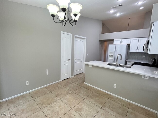 Building Photo - 7621 Prairie Corners Dr