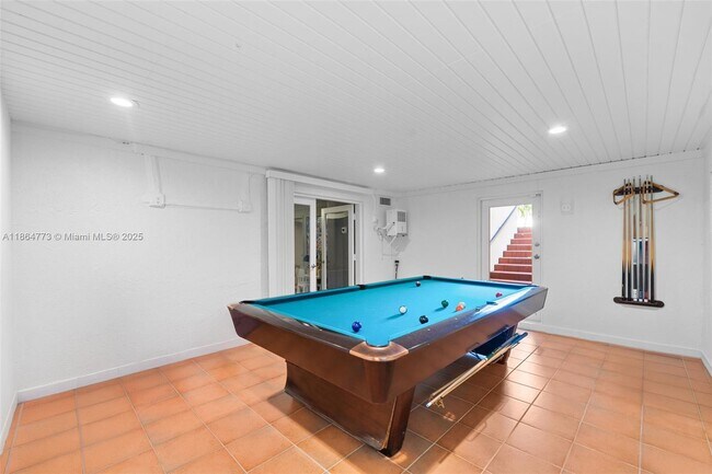 Building Photo - 6850 Sunrise Terrace
