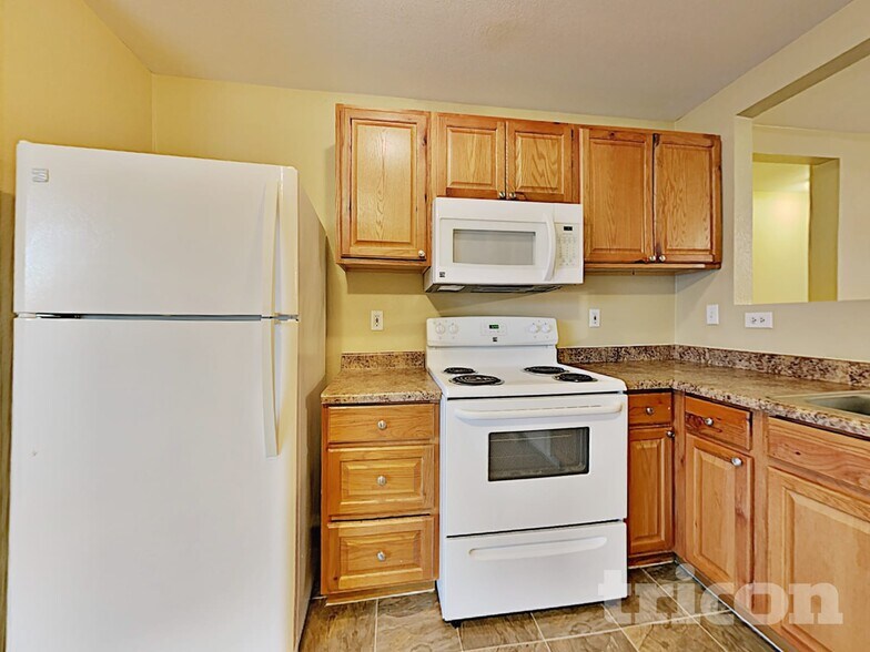 Building Photo - 11514 W Wethersfield Rd