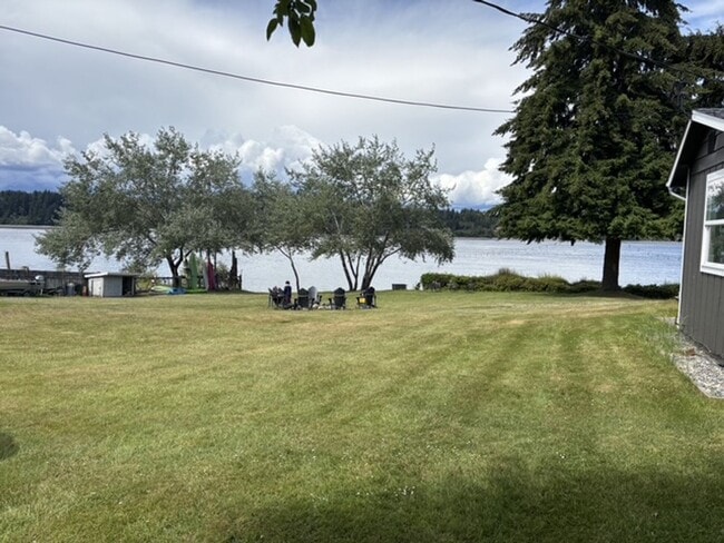 Building Photo - Waterfront 2-Bedroom with a loft Home on Anderson Island