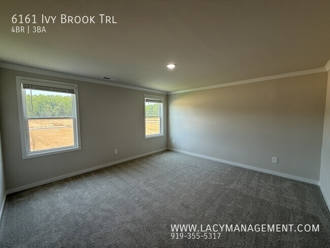 Building Photo - 6161 Ivy Brk Trl