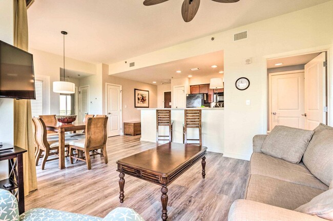 Building Photo - 5000 S Sandestin Blvd