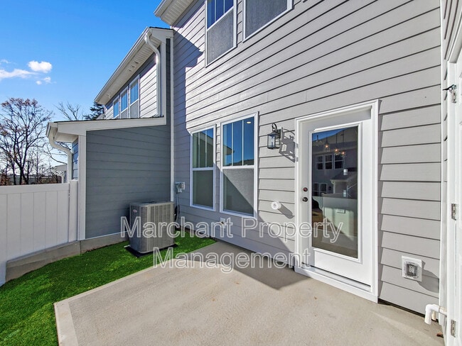 Building Photo - 63 Meteora Way