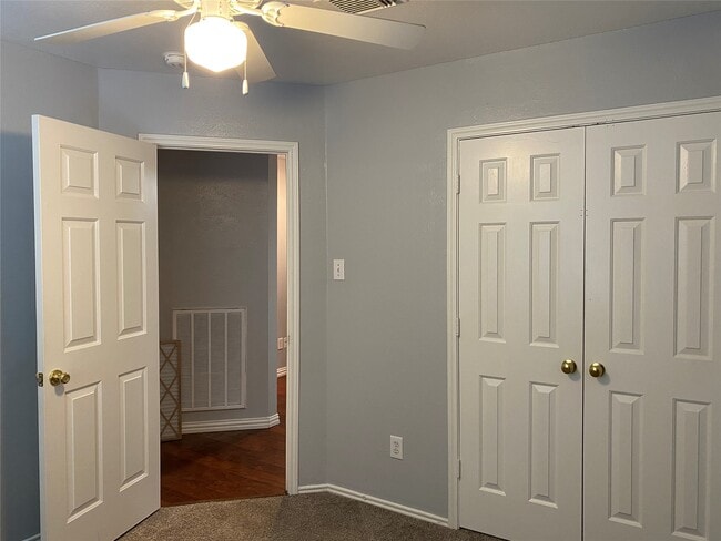 Building Photo - 7022 Leaders Crossing Dr