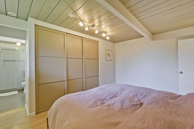 Building Photo - 4BD/2BA Cupertino Gem with Modern Upgrades!