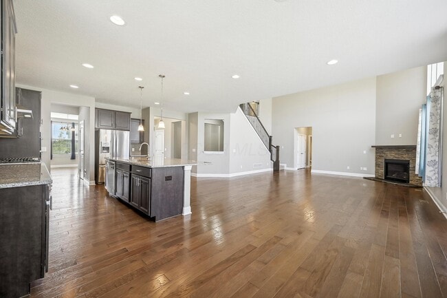 Building Photo - 10339 Ivy Chase