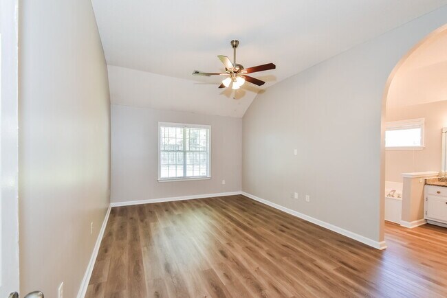 Building Photo - 7730 Shadow Fork Ln