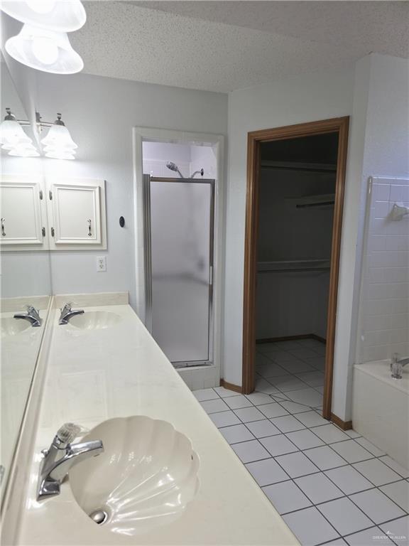 Building Photo - 1216 W Heron Ct